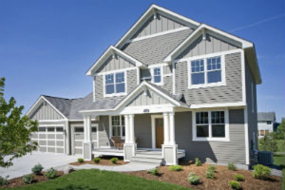 4 Reasons to Choose Hardieplank Siding Over Vinyl Siding