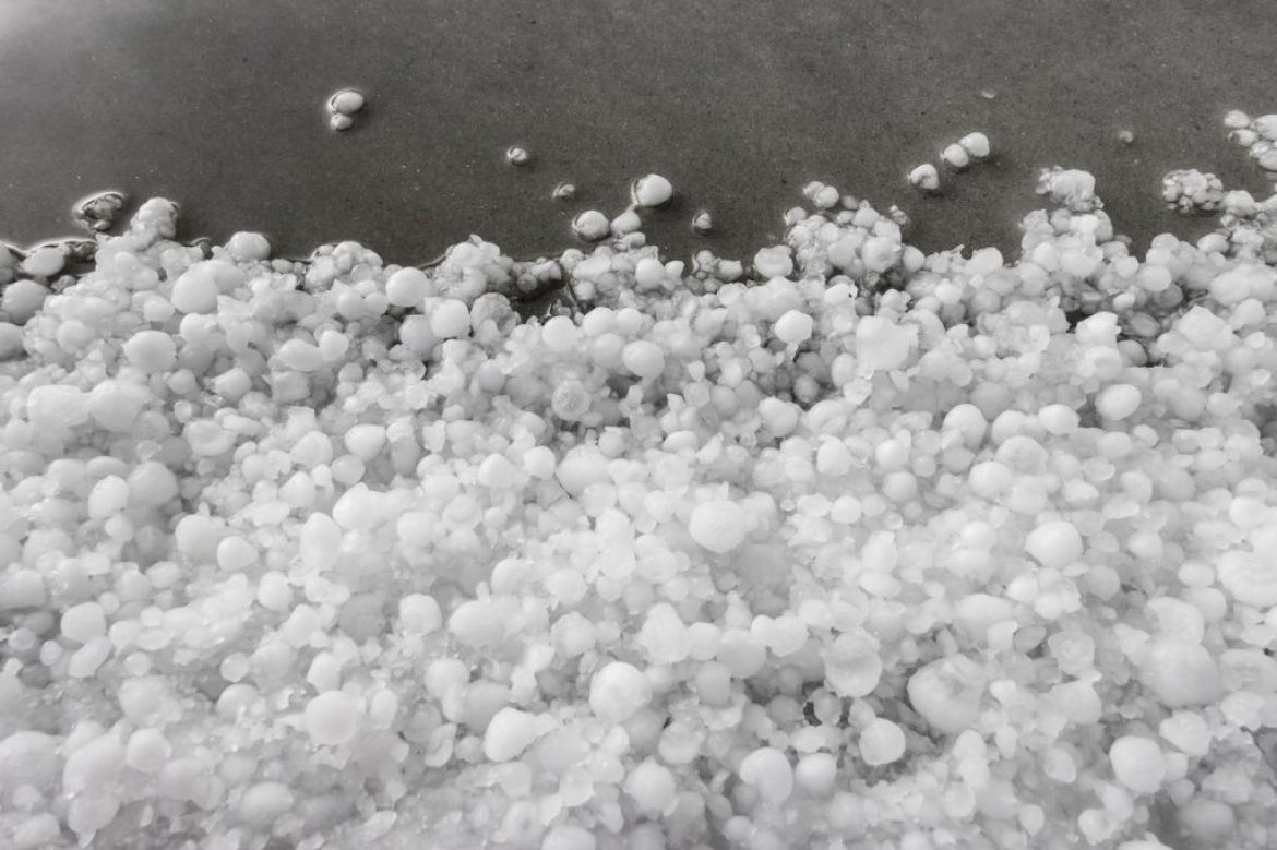 Is fiber cement siding good for hail damage?