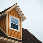 How to Tell If Your House Needs a Siding Makeover